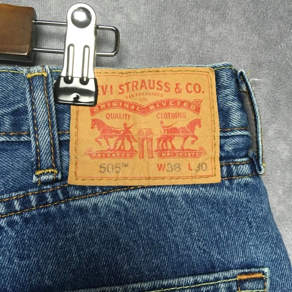Levis levis mens